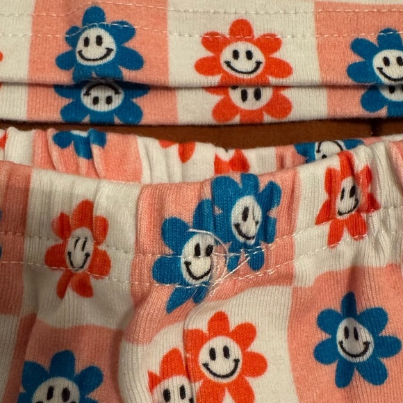 Little One Shop Floral Red and Blue shorts set for kids - Picture 3 of 11